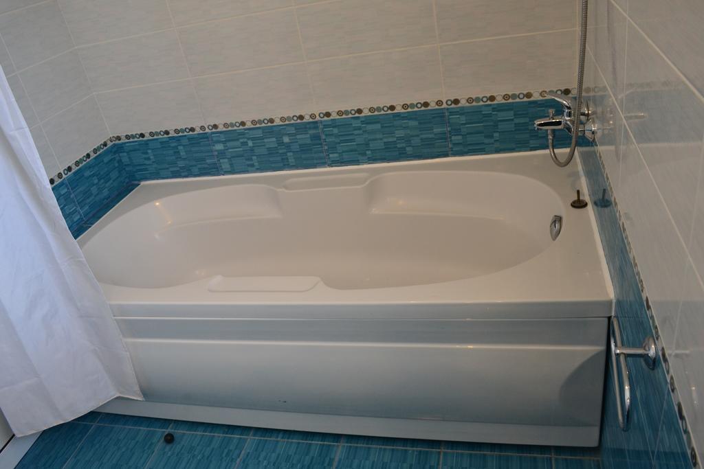 Family Hotel Magnolia Balchik Ruang foto