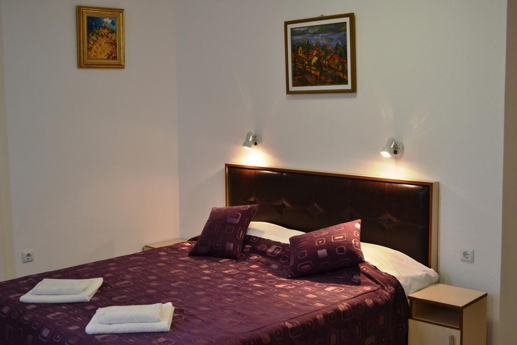 Family Hotel Magnolia Balchik Ruang foto