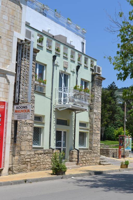 Family Hotel Magnolia Balchik Bagian luar foto