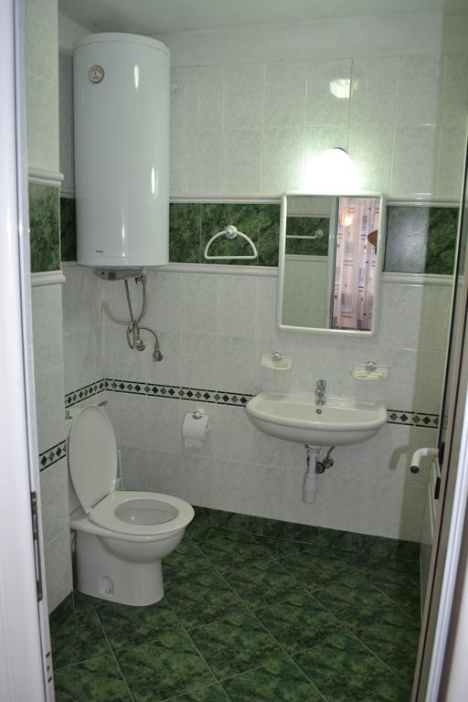 Family Hotel Magnolia Balchik Ruang foto