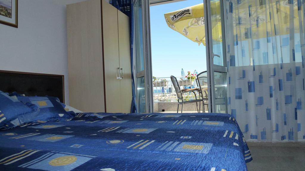 Family Hotel Magnolia Balchik Ruang foto